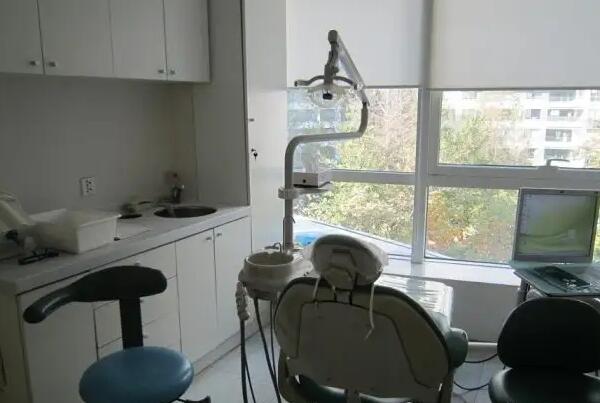 泰安前十种植牙医院排行榜汇总，牙博士口腔诊所有很满意的种植效果，第二家医生技术出色！