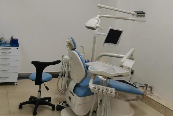 曲靖牙齿种植医院